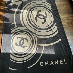 CHANEL beach bath towel 170 x 85 cm logo CC black cream